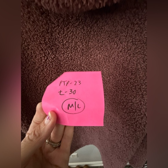 PINK Hooded Teddy Jacket Cardigan Sweater Fuzzy Sherpa Mauve Purple Size M L - Picture 7 of 8